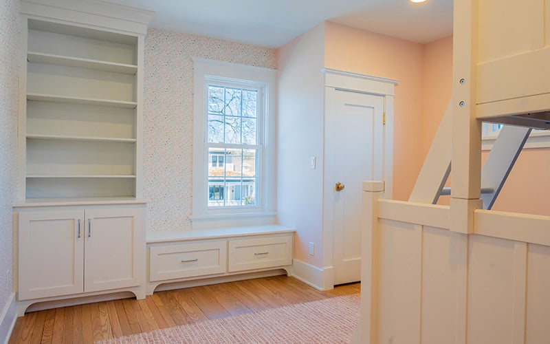 custom-home-renovation-childs-bedroom-lake-geneva