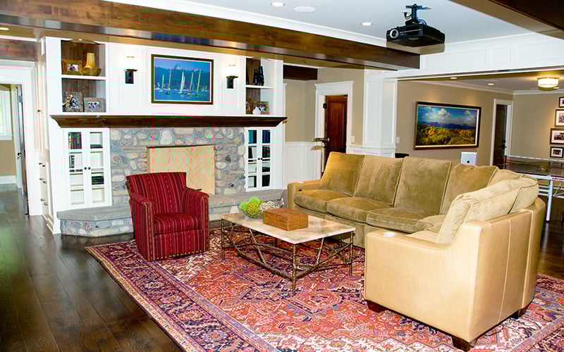 lake-geneva-custom-home-fireplace-detail