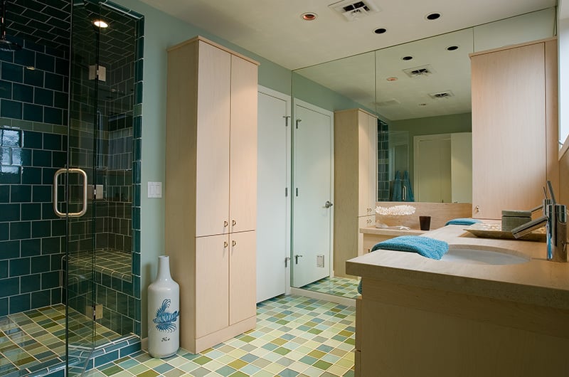 custom-home-master-bathroom-design-2