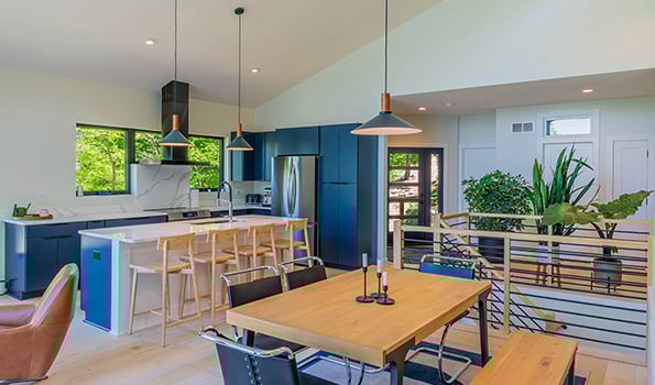lakefront-custom-home-design-greatroom-sm