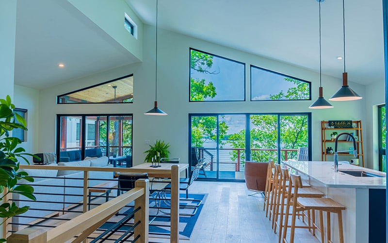 lakefront-home-interior-side-view
